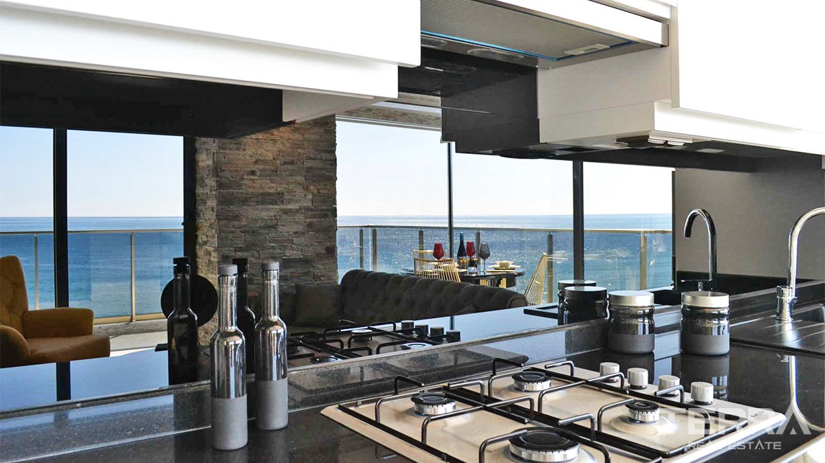 Seafront Apartments for Sale in Alanya, Mahmutlar, Turkey - 35531