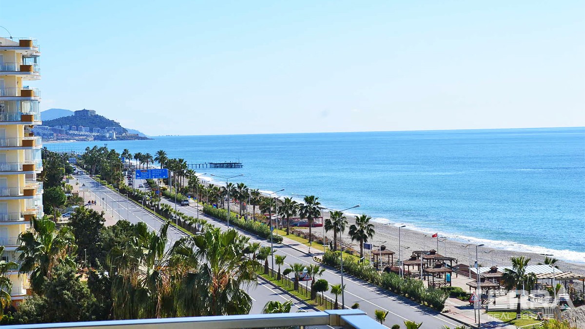 Seafront Apartments for Sale in Alanya, Mahmutlar, Turkey - 35536