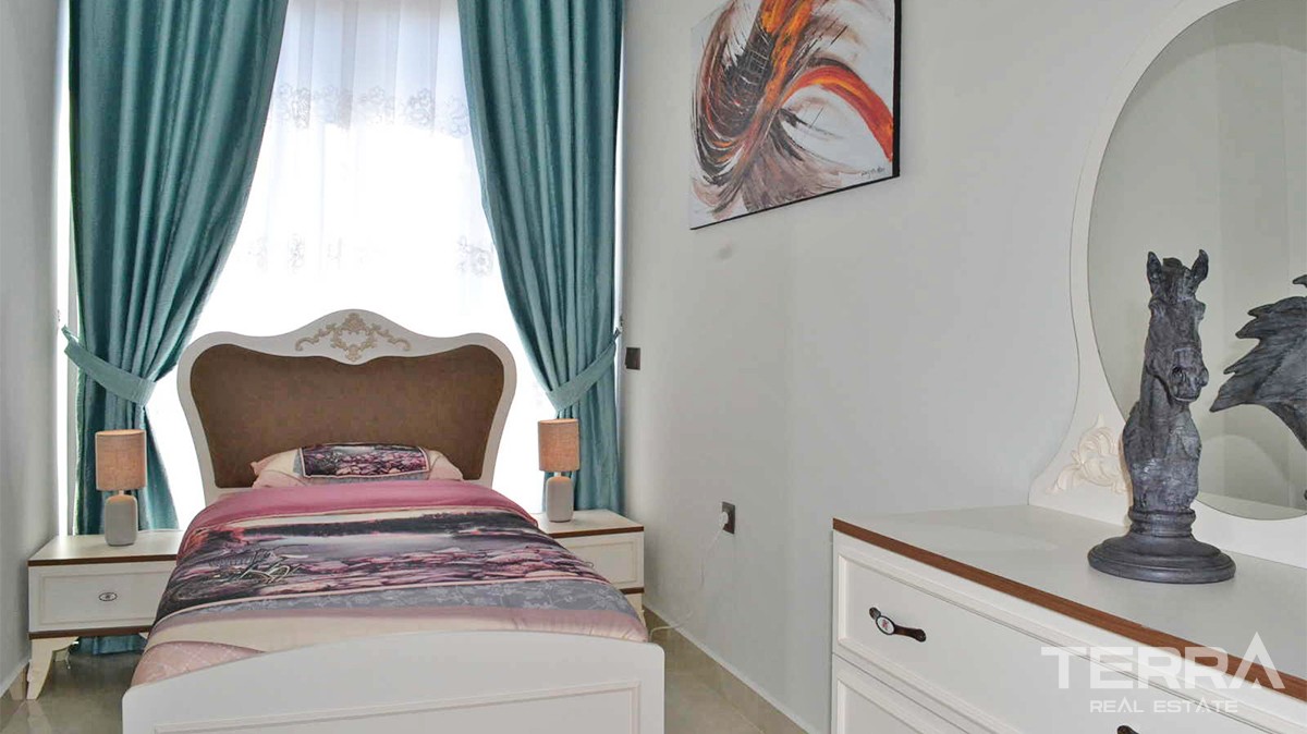 Seafront Apartments for Sale in Alanya, Mahmutlar, Turkey - 35548