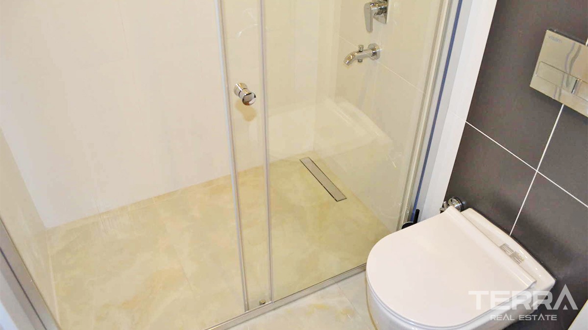 Seafront Apartments for Sale in Alanya, Mahmutlar, Turkey - 35552