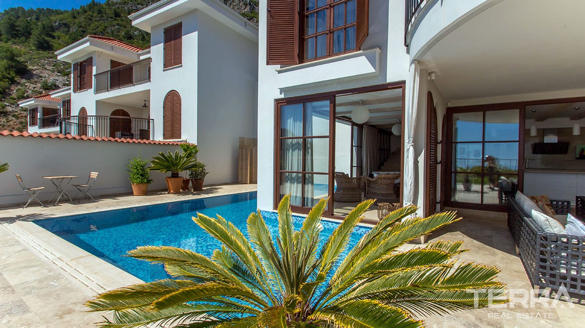 Exclusive detached villa for sale in Alanya with private swimming pool - 11674