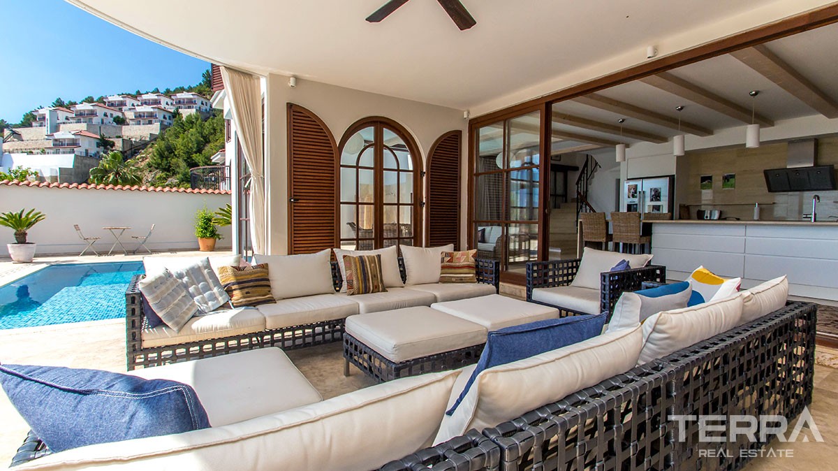 Exclusive detached villa for sale in Alanya with private swimming pool - 11676