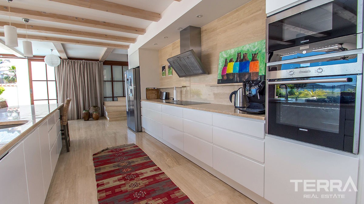 Exclusive detached villa for sale in Alanya with private swimming pool - 11681