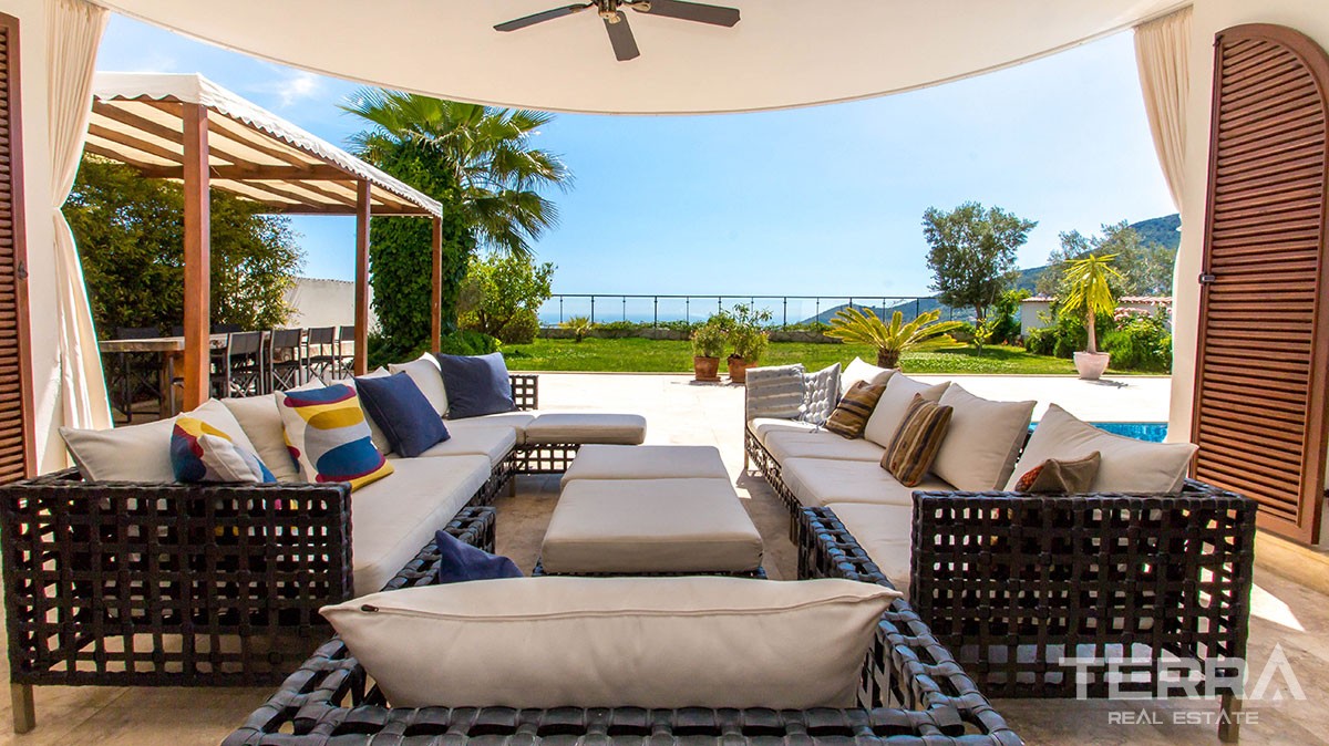 Exclusive detached villa for sale in Alanya with private swimming pool - 11682