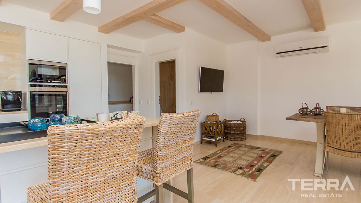 Exclusive detached villa for sale in Alanya with private swimming pool - 11683