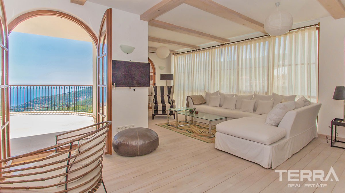 Exclusive detached villa for sale in Alanya with private swimming pool - 11693