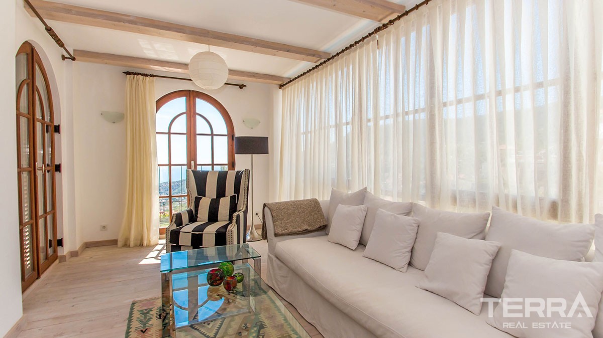 Exclusive detached villa for sale in Alanya with private swimming pool - 11694