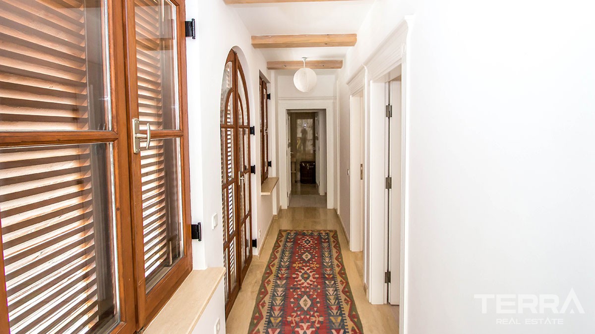Exclusive detached villa for sale in Alanya with private swimming pool - 11703