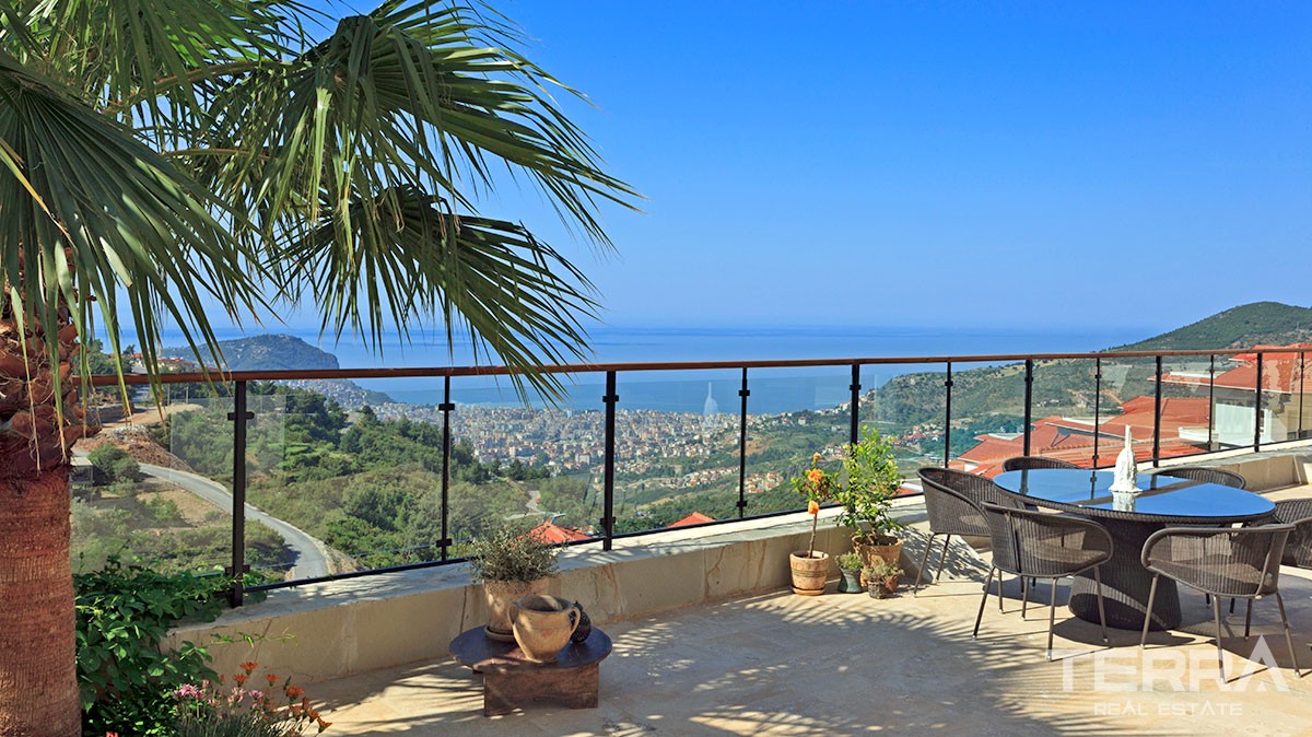 Luxury Detached Villa With Stunning Sea-View in Alanya Bektaş - 11726