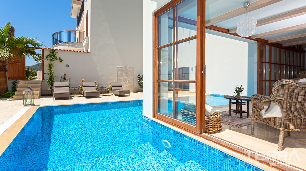 Luxury Detached Villa With Stunning Sea-View in Alanya Bektaş - 11728