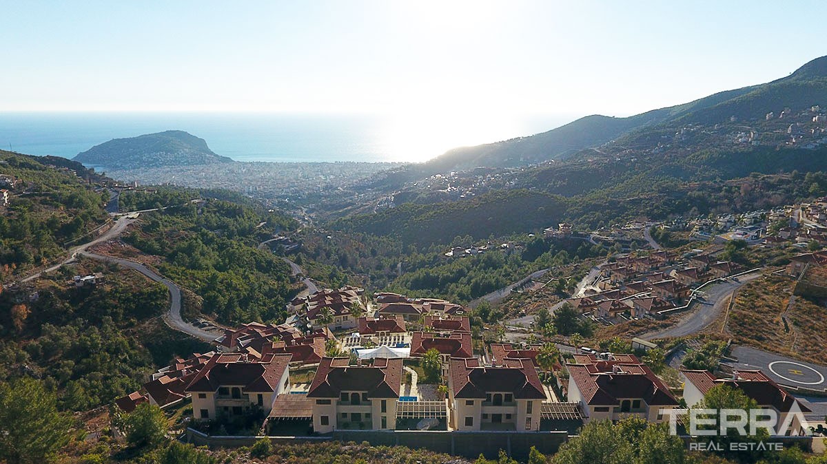 Luxury Detached Villa With Stunning Sea-View in Alanya Bektaş - 11732