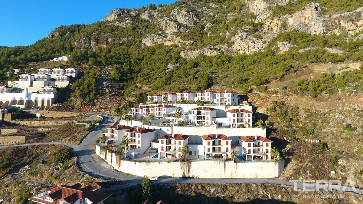 Luxury Detached Villa With Stunning Sea-View in Alanya Bektaş - 11733