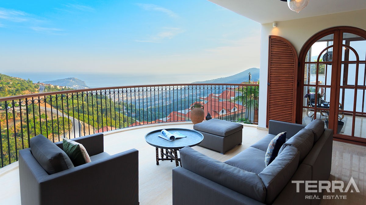 Luxury Detached Villa With Stunning Sea-View in Alanya Bektaş - 11743
