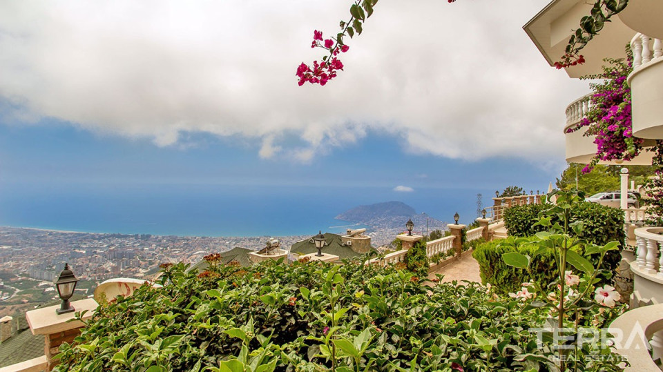 Alanya Sea-View Flats and Penthouses Resale in Prestigious Bektaş