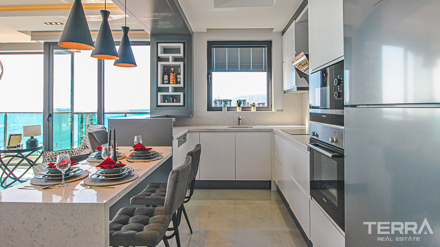 Sea Front New Apartments for Sale in Alanya Mahmutlar - 72369