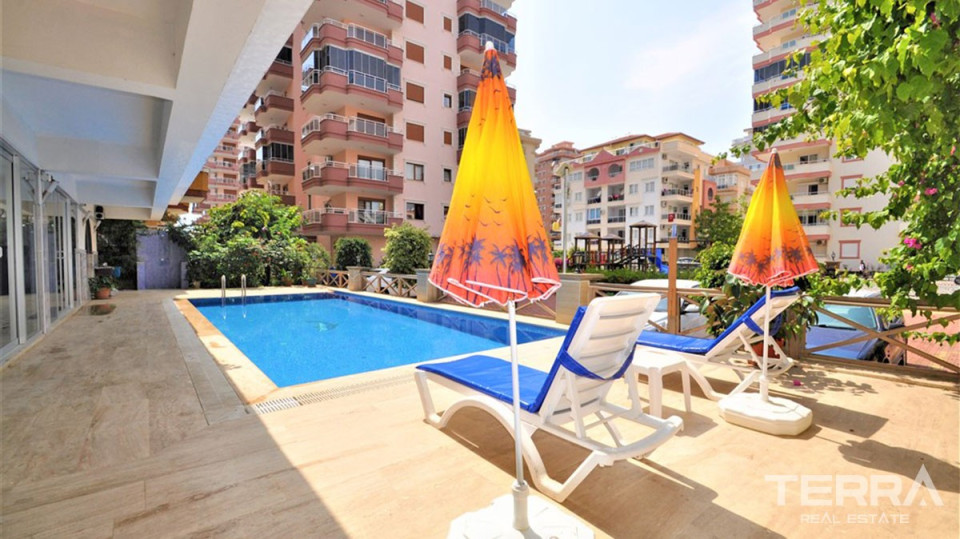 Furnished apartment at a very bargain price in Mahmutlar Alanya