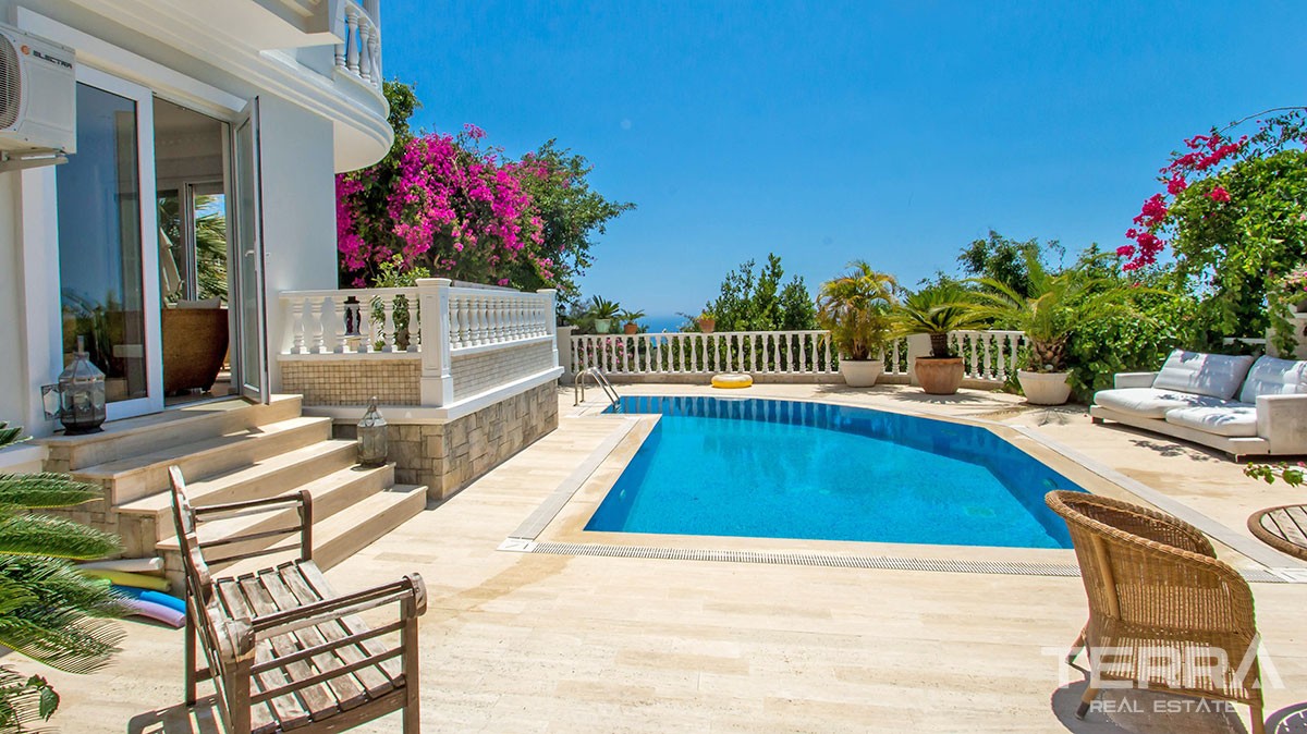 Magnifiques Villas avec Vue sur la Mer à Vendre à Alanya, Cikcilli - 13429