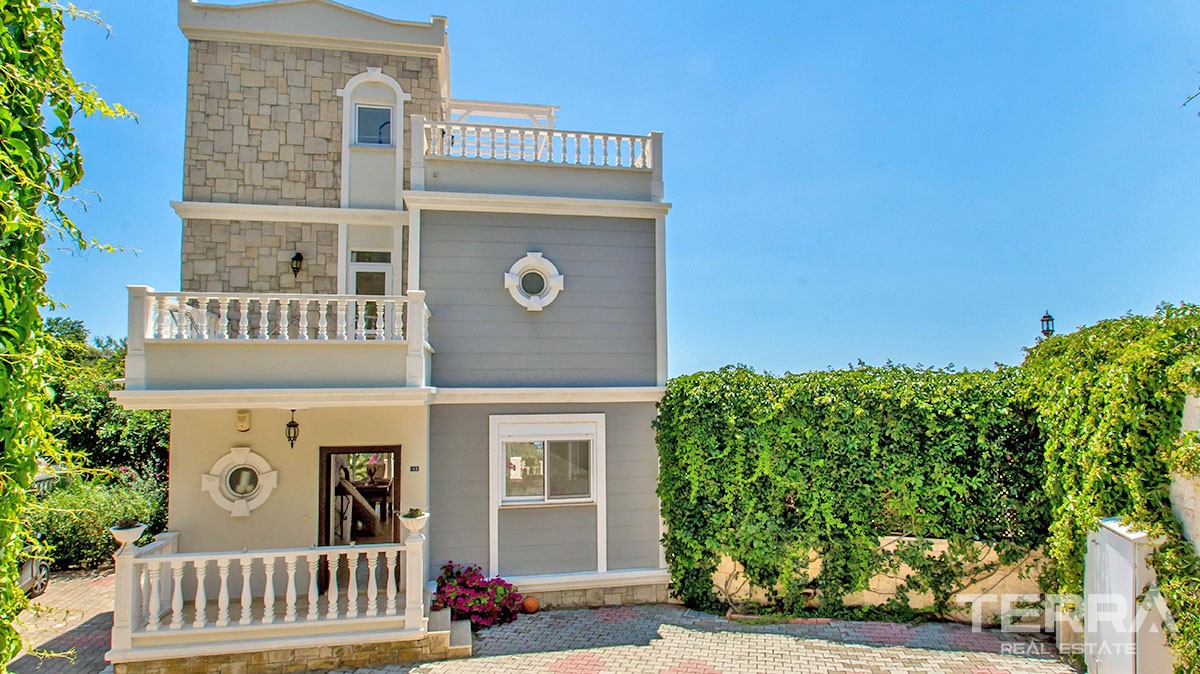 Magnifiques Villas avec Vue sur la Mer à Vendre à Alanya, Cikcilli - 13434