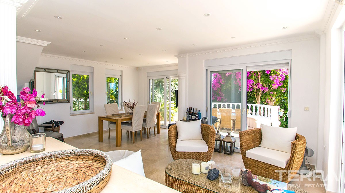 Magnifiques Villas avec Vue sur la Mer à Vendre à Alanya, Cikcilli - 13435