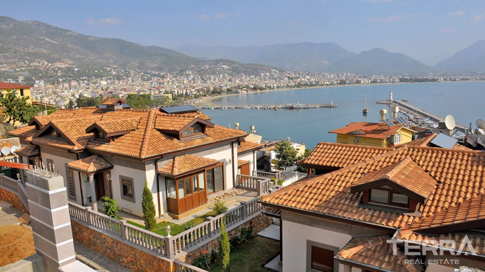 Exclusive Sea View Villas in Alanya Castle