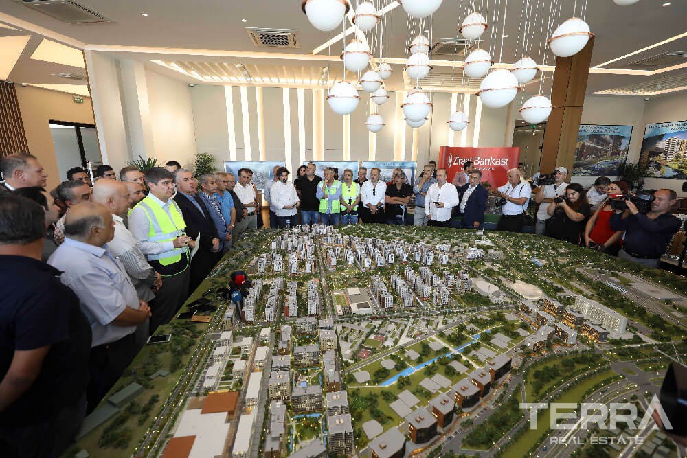 Antalya Apartments in an Impressive Mega Development in Antalya Kepez - 16475