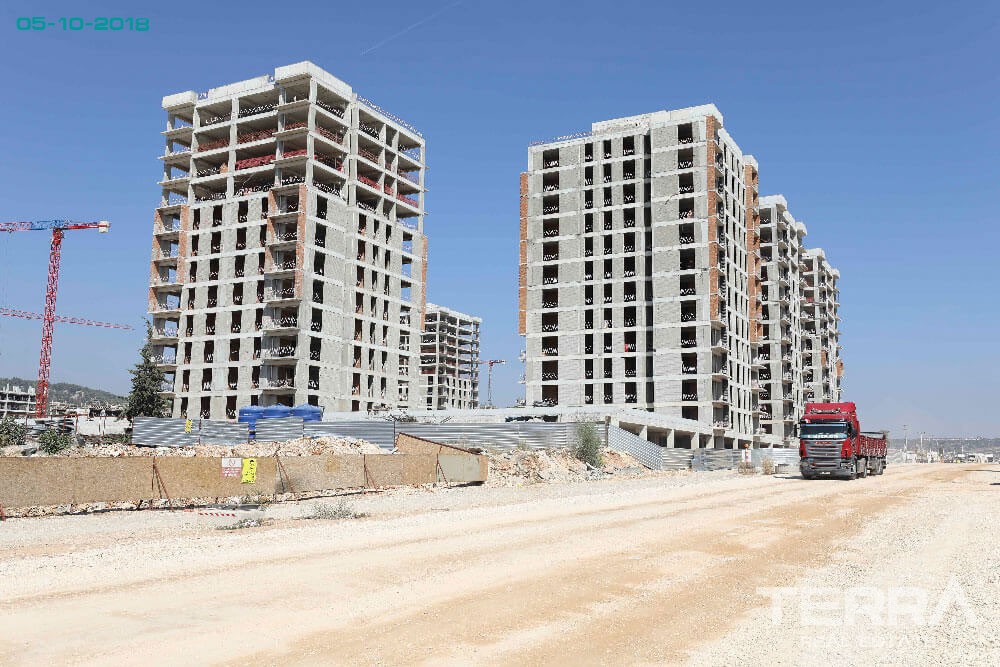 Antalya Apartments in an Impressive Mega Development in Antalya Kepez - 16479