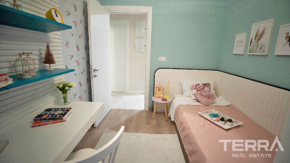 Antalya Apartments in an Impressive Mega Development in Antalya Kepez - 16488