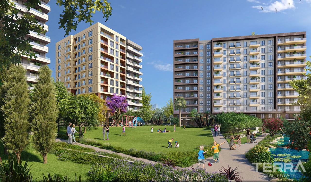 Antalya Apartments in an Impressive Mega Development in Antalya Kepez - 37387