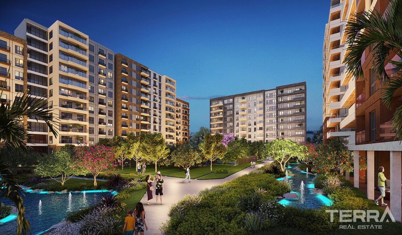 Antalya Apartments in an Impressive Mega Development in Antalya Kepez - 37402