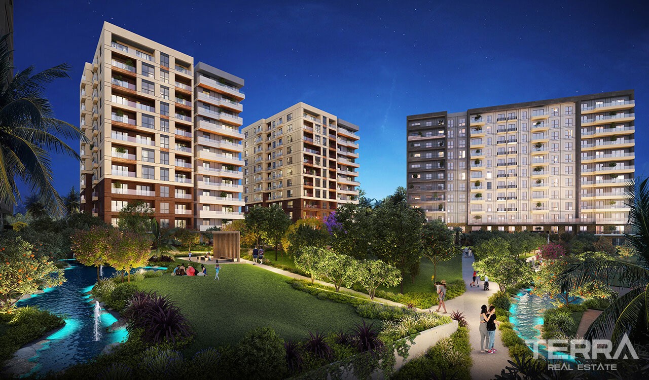 Antalya Apartments in an Impressive Mega Development in Antalya Kepez - 37403