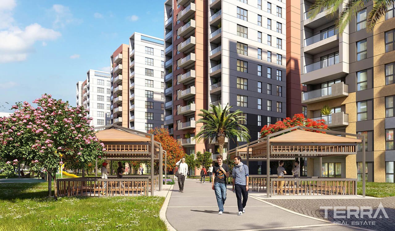 Antalya Apartments in an Impressive Mega Development in Antalya Kepez - 37405