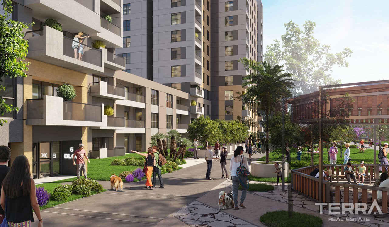 Antalya Apartments in an Impressive Mega Development in Antalya Kepez - 37412
