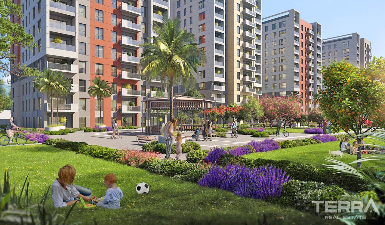 Antalya Apartments in an Impressive Mega Development in Antalya Kepez - 37419