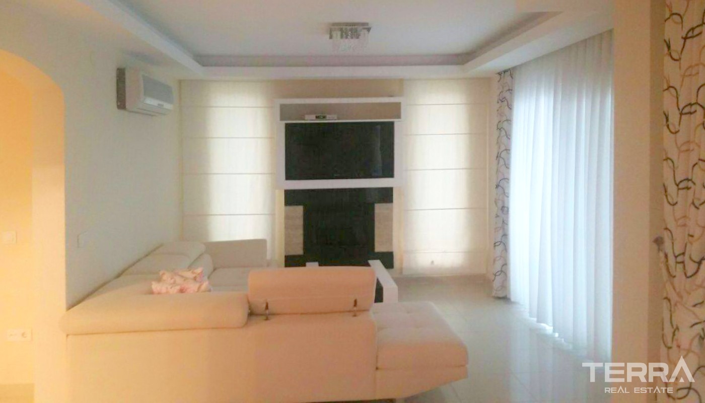 Belek'te Lüks Site İçinde Satılık Villalar - 16038