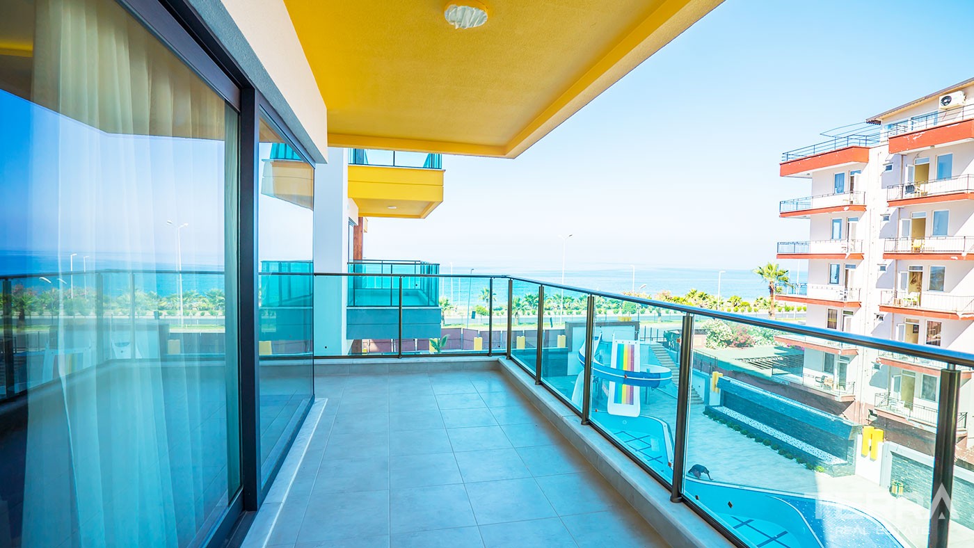 Sea-front Apartments for Sale in Alanya Mahmutlar - 47451