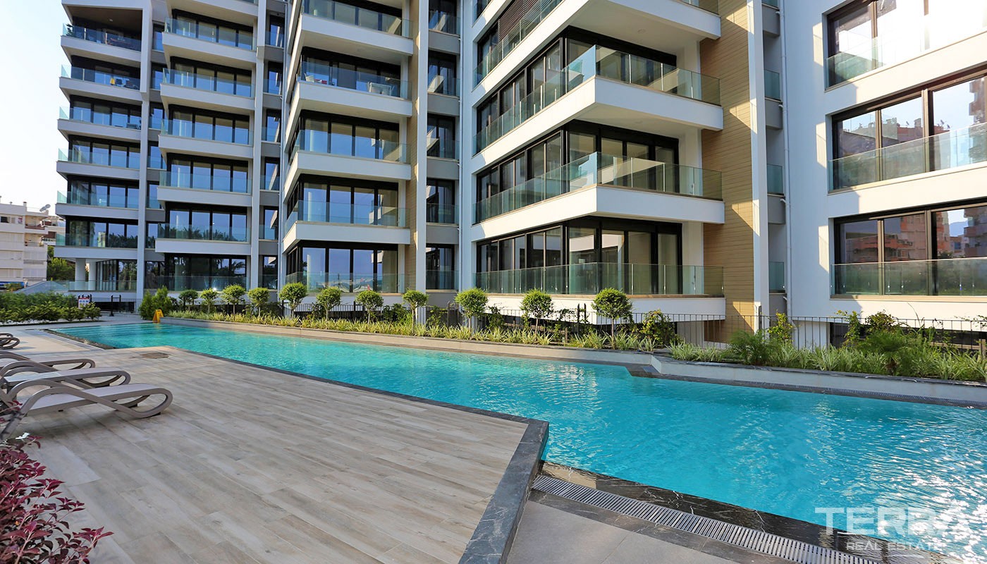 Smartly-Designed Apartments by the Sea in Makiport in Konyaaltı - 37125