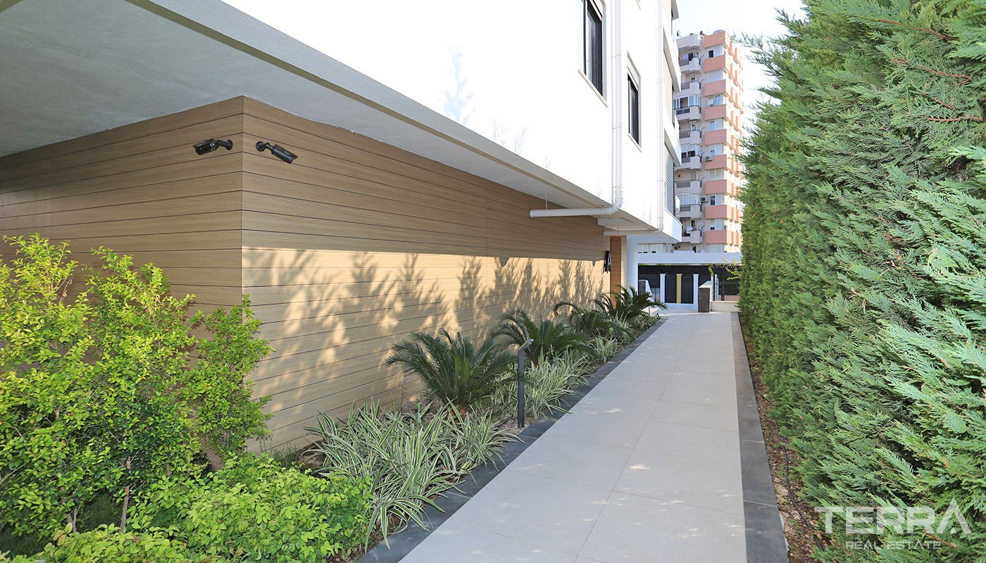 Smartly-Designed Apartments by the Sea in Makiport in Konyaaltı - 37127