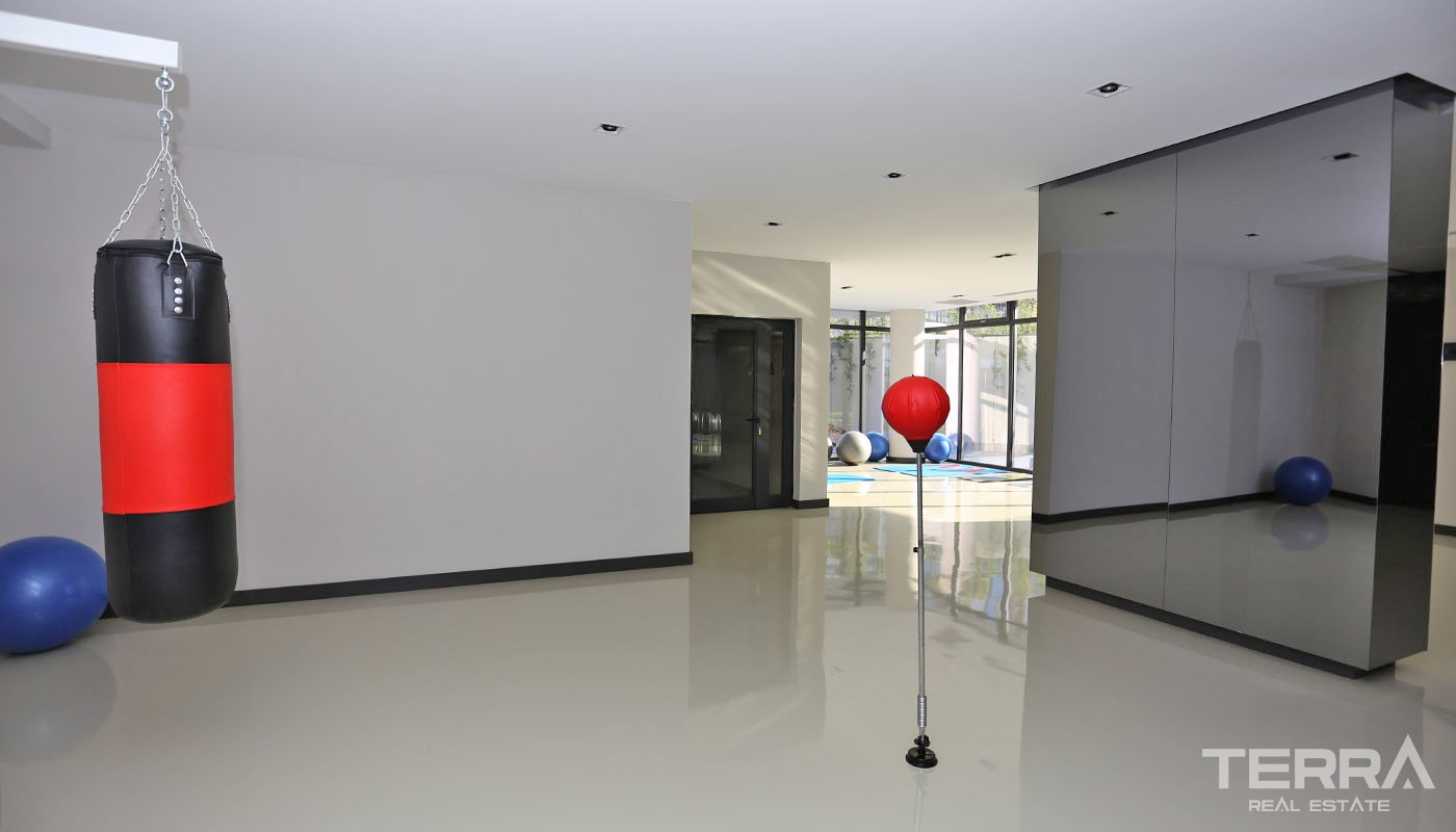 Smartly-Designed Apartments by the Sea in Makiport in Konyaaltı - 37132