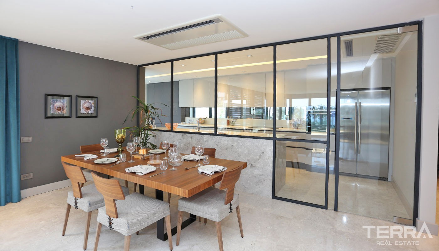 Smartly-Designed Apartments by the Sea in Makiport in Konyaaltı - 37166