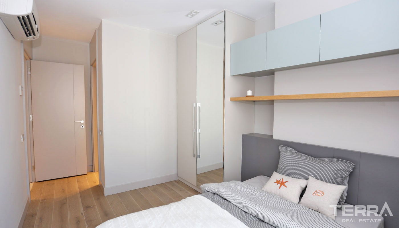 Smartly-Designed Apartments by the Sea in Makiport in Konyaaltı - 37173