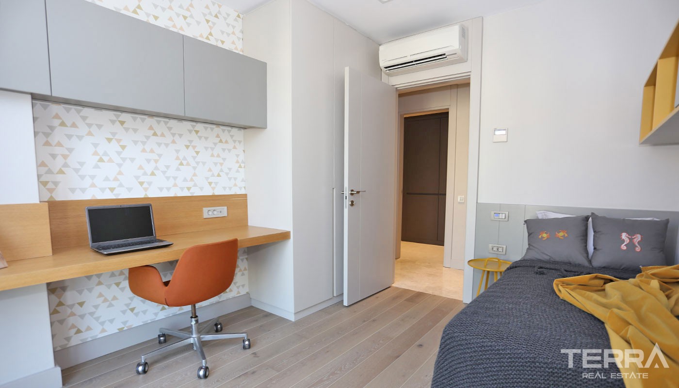 Smartly-Designed Apartments by the Sea in Makiport in Konyaaltı - 37174