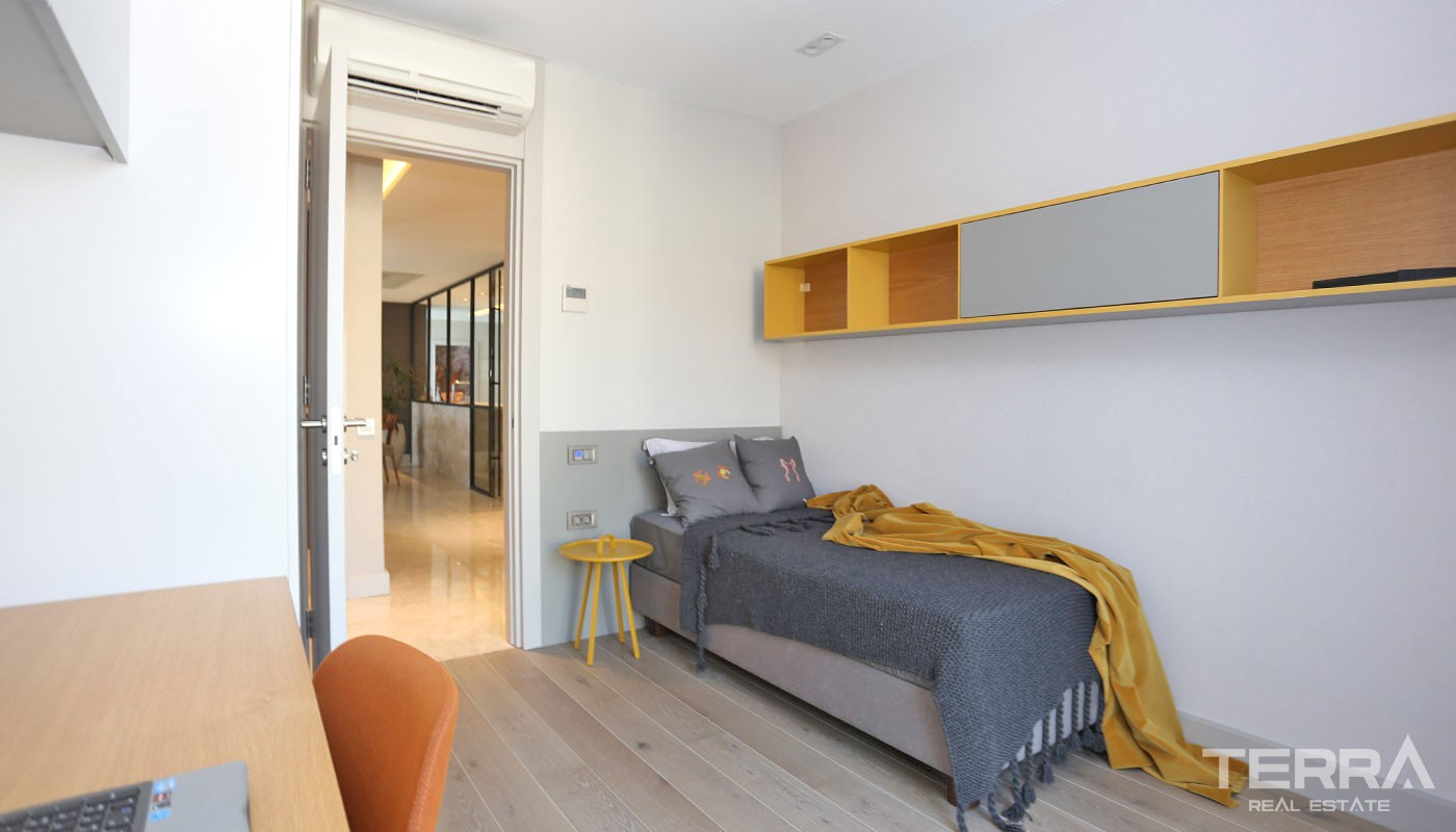 Smartly-Designed Apartments by the Sea in Makiport in Konyaaltı - 37175