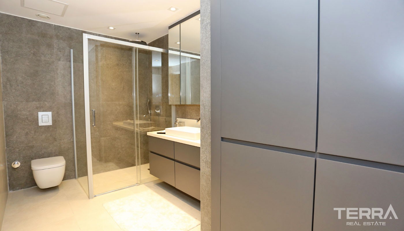 Smartly-Designed Apartments by the Sea in Makiport in Konyaaltı - 37182
