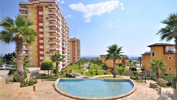 Sea-Facing Apartments at Holiday Village Residence in Alanya