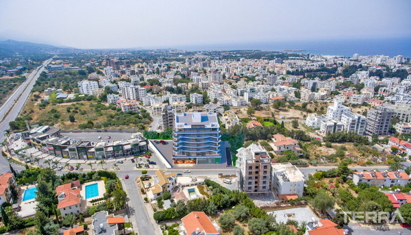 Apartamenty z widokiem na morze na sprzedaż w centrum Kyrenii